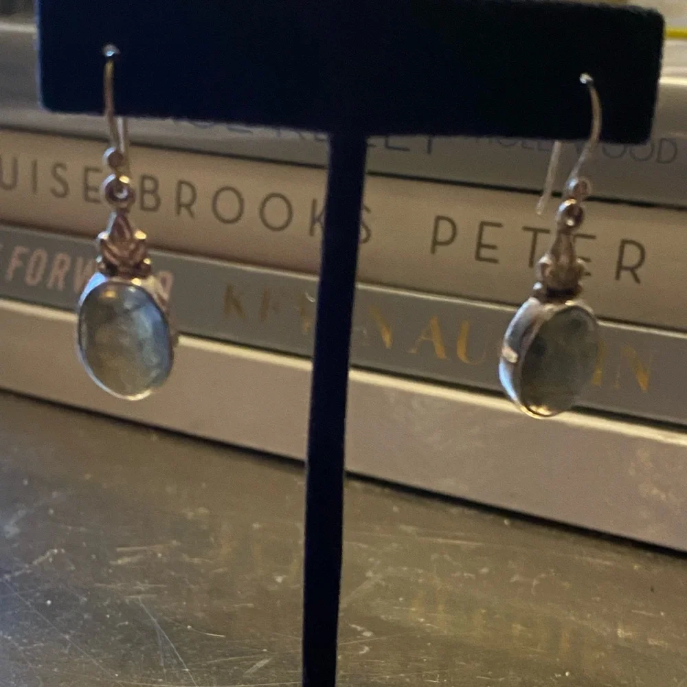 Labradorite sterling earrings - Picture 3 of 8